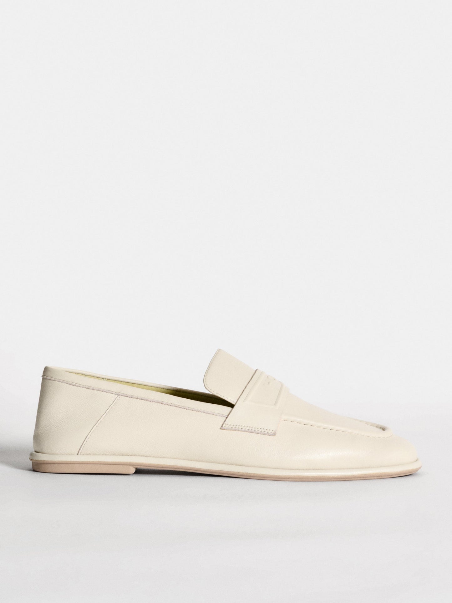 APOLLO OFF WHITE LOAFER