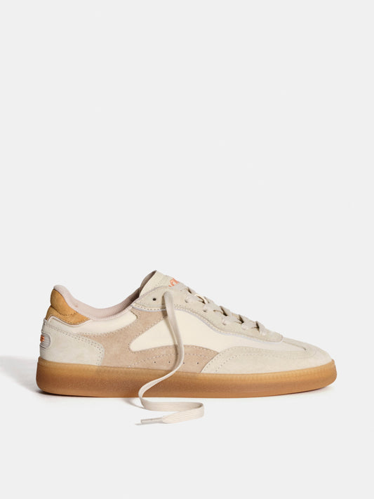 PARK BEIGE WOMAN