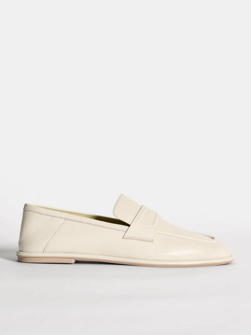 APOLLO OFF WHITE LOAFER